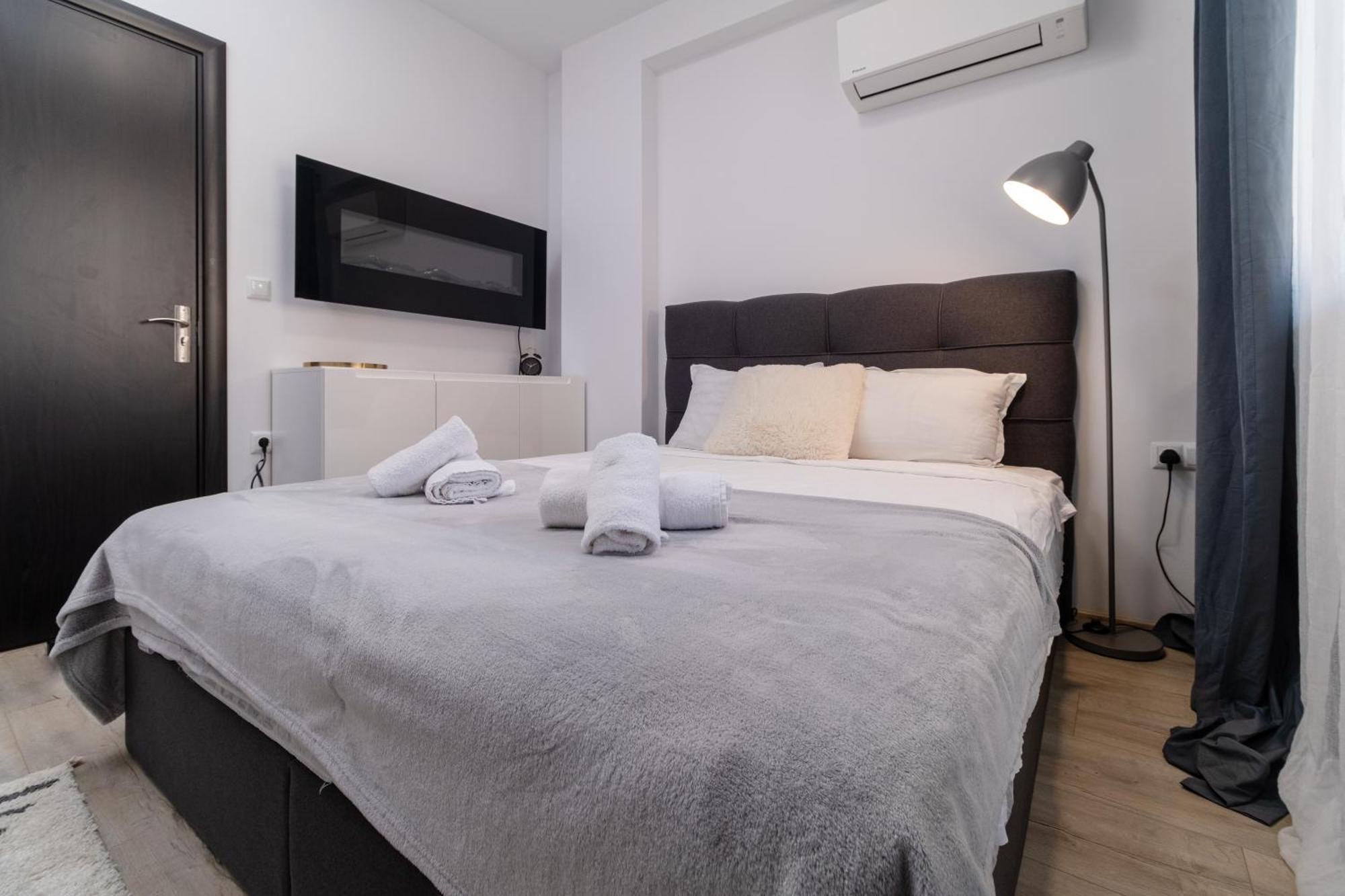 1-Bedroom Apartment With Free Private Parking Пловдив Экстерьер фото